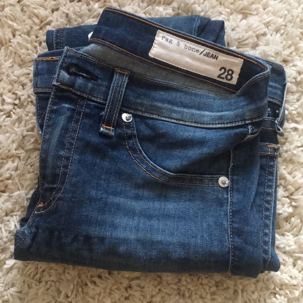 Rag & Bone Capri Jean in Rae wash - Picture 3 of 7